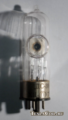 Спектральная лампа ДДС-30 с дейтериевым наполнением