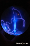 Синий плазменный шар с ксеноном